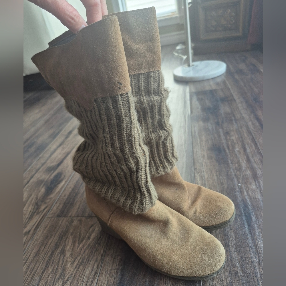 Suede Leather Camel Tan and Brown Knit Boots 7.5